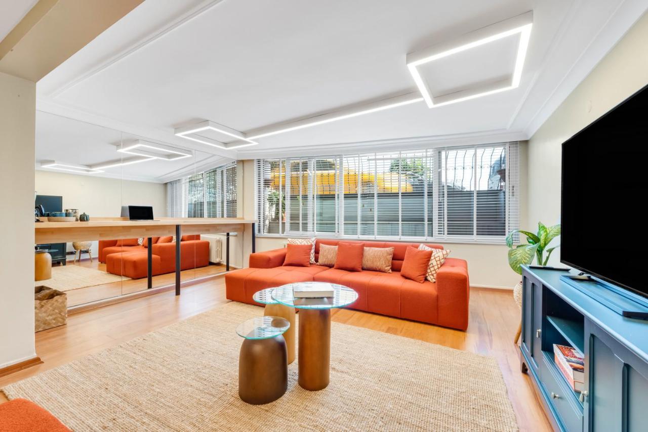 Apartmán Modern Flat In The Heart Of Istanbulská provincie Exteriér fotografie